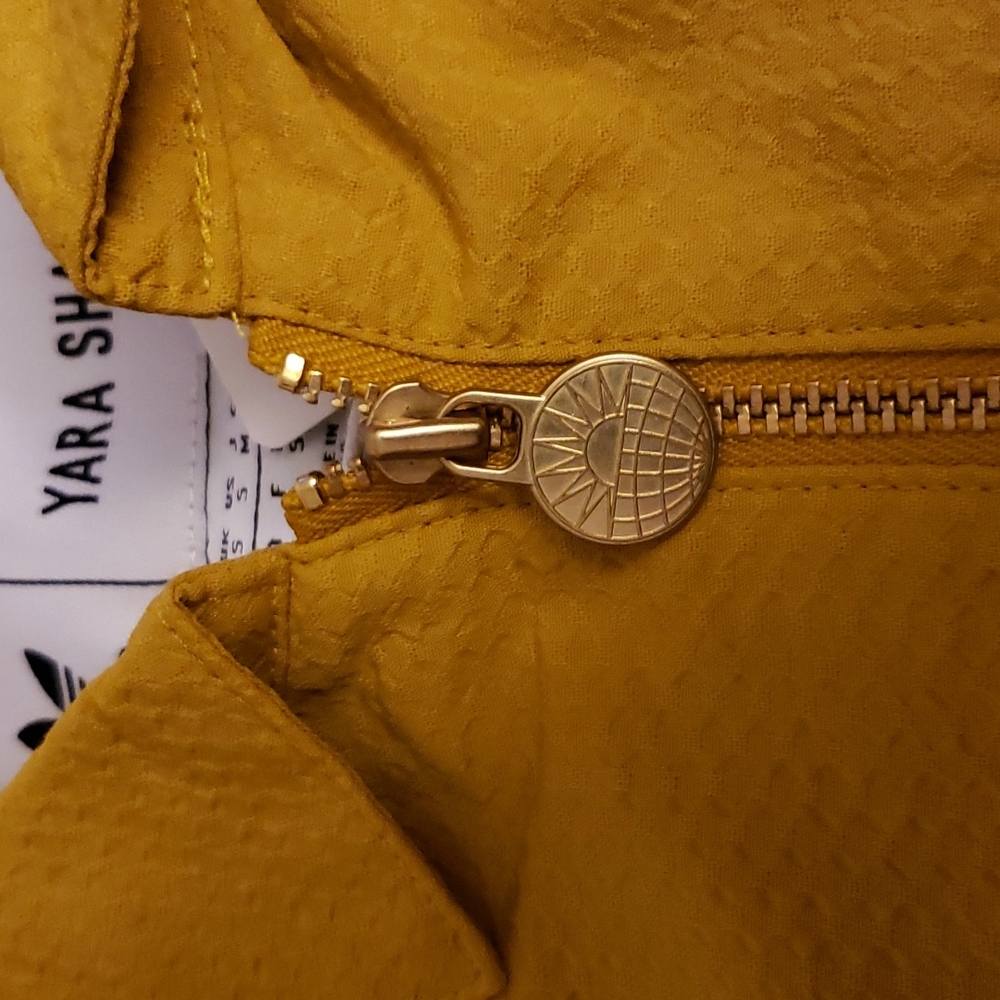 Yara Shahidi Seersucker Shirt & Shorts SET unisex - Picture 15 of 16